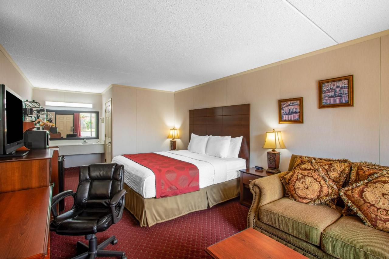 Motel Ramada By Wyndham Branson Extérieur photo