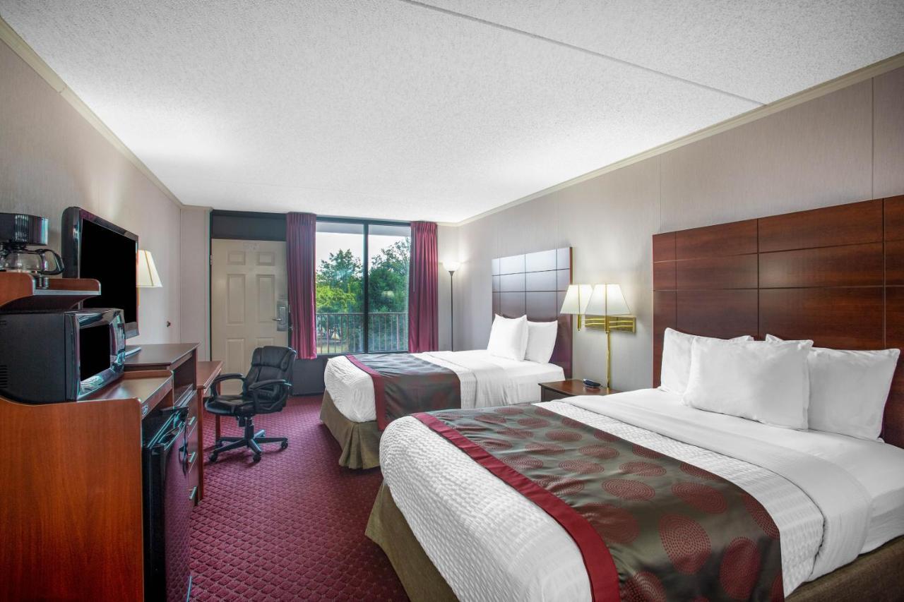 Motel Ramada By Wyndham Branson Extérieur photo