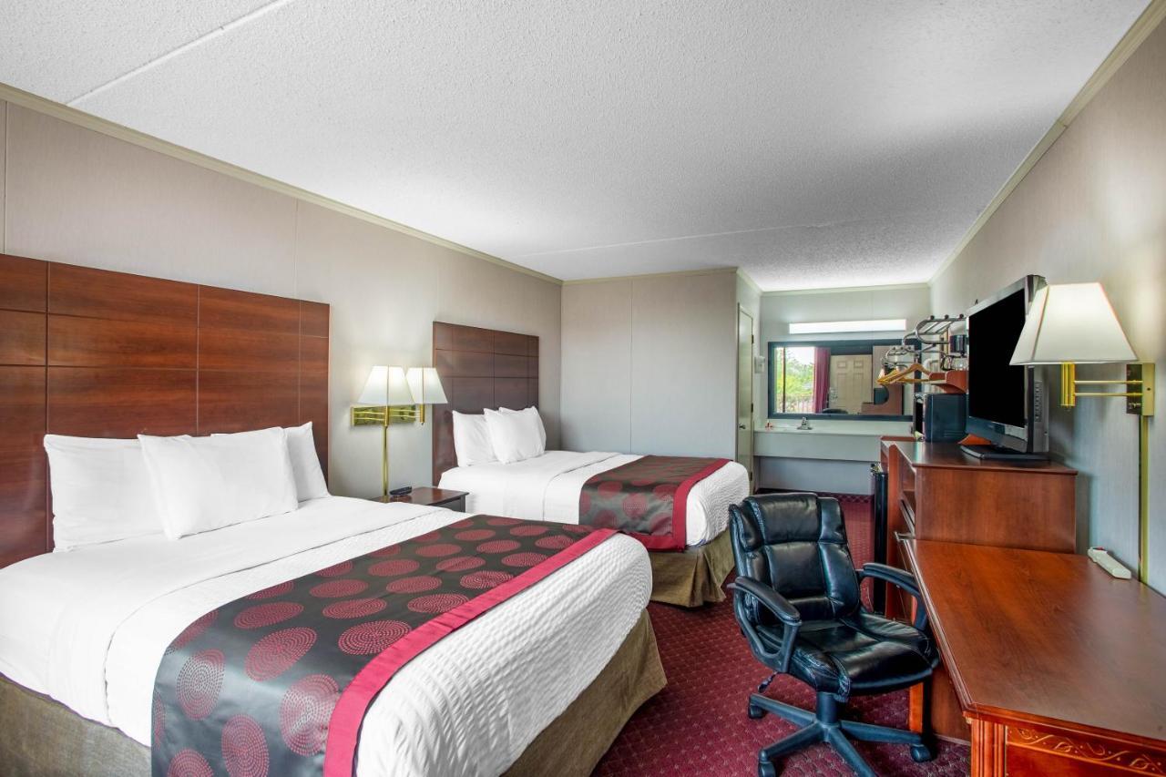 Motel Ramada By Wyndham Branson Extérieur photo